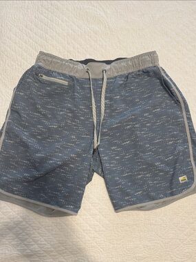 Vuori Heathered Blue Athletic Banks Shorts with Light Gray Waistband